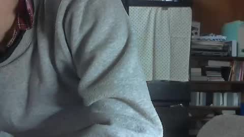 Snapshot of kunio37 chatting on January 14, 2025, 12:56 pm kunio37 online show from January 14, 2025, 12:56 pm