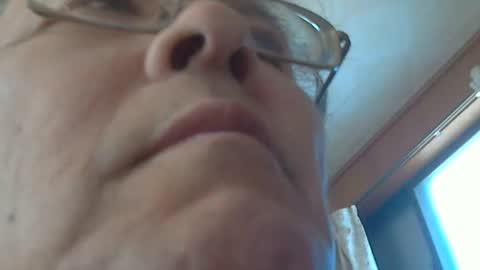 Snapshot of kunio37 chatting on March 8, 2026, 6:39 am kunio37 online show from March 8, 2026, 6:39 am