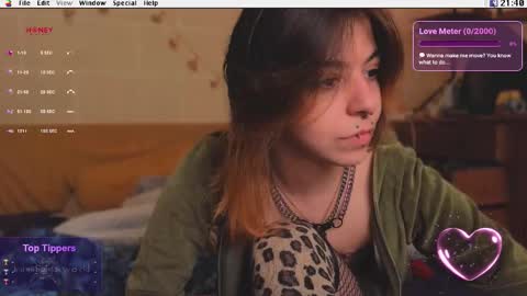 Snapshot of kuntboyzworld chatting on December 4, 2025, 8:39 pm Krypto hethey online show from December 4, 2025, 8:39 pm