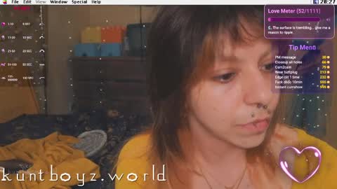 Snapshot of kuntboyzworld chatting on April 16, 2026, 9:39 pm Krypto hethey online show from April 16, 2026, 9:39 pm
