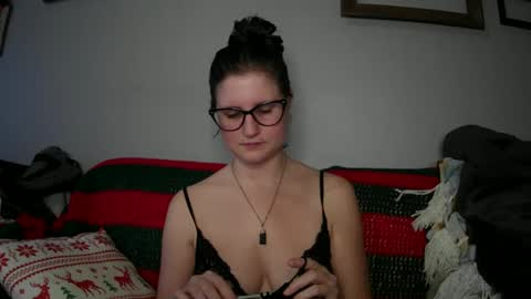 Snapshot of kunzitegoddess chatting on December 16, 2024, 2:38 pm Samantha online show from December 16, 2024, 2:38 pm