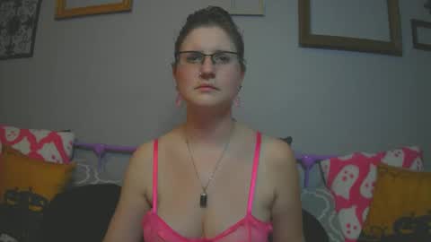 Snapshot of kunzitegoddess chatting on February 27, 2025, 1:27 am Samantha online show from February 27, 2025, 1:27 am