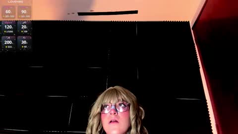 Snapshot of kuraibi chatting on December 1, 2025, 7:41 pm Barbi 3 online show from December 1, 2025, 7:41 pm