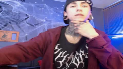 kuregari_xs online show from October 31, 2025, 5:19 am