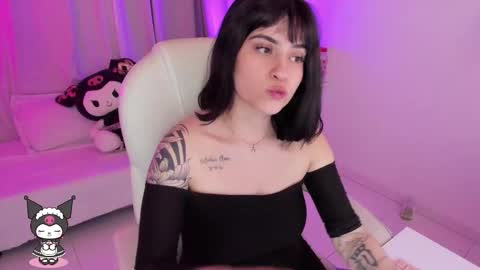   online show from December 19, 2025, 2:18 am