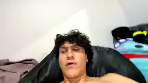 Snapshot of kurlz5stard chatting on October 8, 2025, 1:36 am kurlz5stard online show from October 8, 2025, 1:36 am