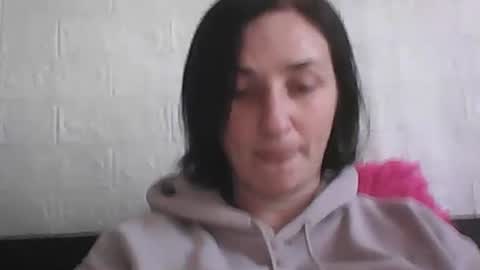 kusia032132 online show from December 18, 2025, 11:16 am