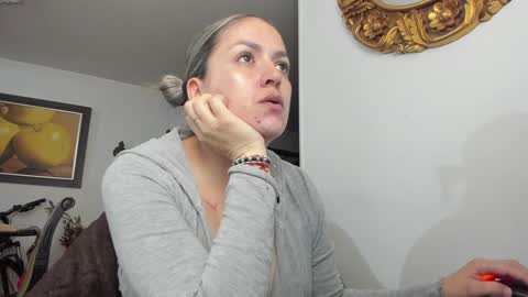 kyhara online show from December 30, 2024, 1:04 am