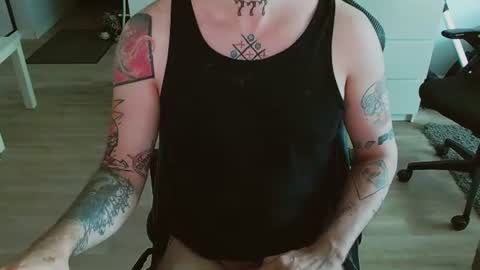 Snapshot of kyle_tattoo chatting on July 18, 2026, 11:25 am kyle online show from July 18, 2026, 11:25 am