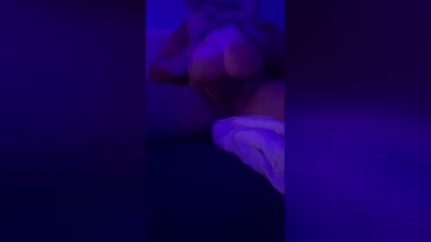 kylecrandlemire41 online show from April 12, 2026, 6:07 am