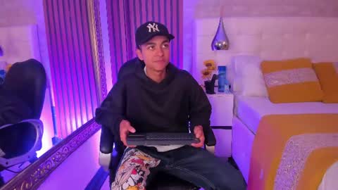 Snapshot of kylepresly chatting on June 18, 2026, 4:13 am Kyle online show from June 18, 2026, 4:13 am