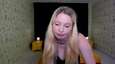 Snapshot of kyleyjackson chatting on November 8, 2025, 12:38 pm Kyley online show from November 8, 2025, 12:38 pm