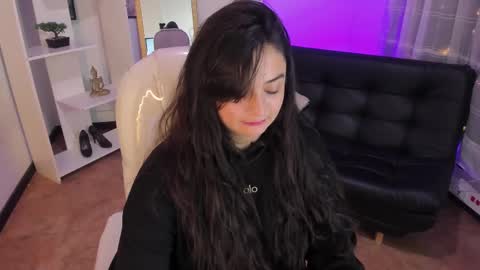 kylie online show from March 1, 2025, 1:40 pm