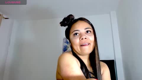 Snapshot of kylie_loveee chatting on December 3, 2025, 2:15 pm Paola online show from December 3, 2025, 2:15 pm
