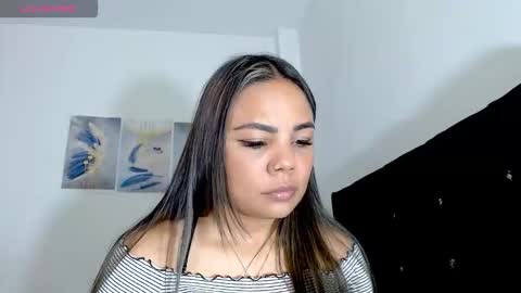 Snapshot of kylie_loveee chatting on March 1, 2026, 10:45 pm Paola online show from March 1, 2026, 10:45 pm