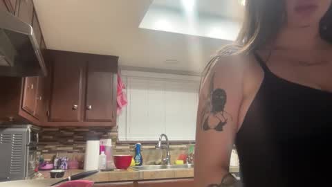 kylie_star30 online show from January 10, 2026, 9:11 am