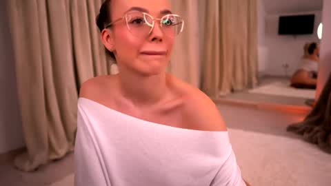 Kylie online show from May 18, 2026, 8:14 pm
