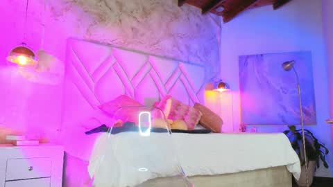 Kyle online show from November 18, 2025, 11:25 am