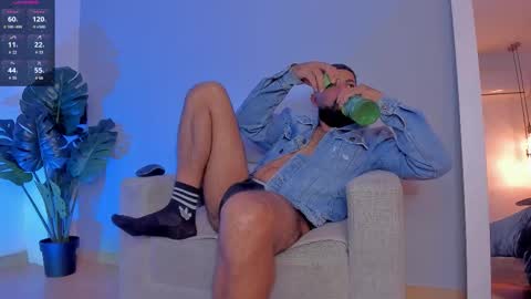 Snapshot of kylliamlevis chatting on December 2, 2025, 9:10 pm Kylliam Levis online show from December 2, 2025, 9:10 pm