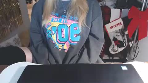 Snapshot of kymchi chatting on January 17, 2026, 11:08 pm Check Out My NSFW OnlyFans Link On Bio online show from January 17, 2026, 11:08 pm