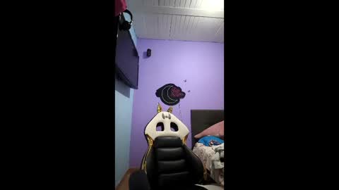 Snapshot of kyra_sol chatting on April 8, 2026, 4:18 pm Kyra online show from April 8, 2026, 4:18 pm