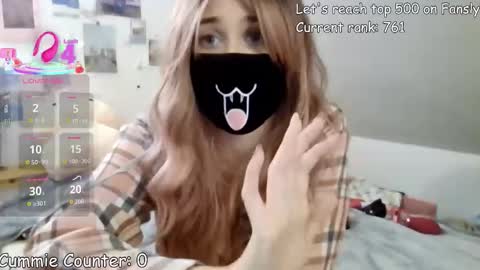 Snapshot of kyrawildofficial chatting on September 29, 2025, 8:02 pm Kyra Wild online show from September 29, 2025, 8:02 pm