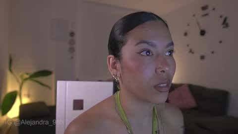 schedule 300 pm - 1100pm colombia time online show from February 3, 2026, 2:53 am