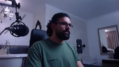 Snapshot of kysonrhodes chatting on December 16, 2025, 5:23 am KysonRhodes online show from December 16, 2025, 5:23 am