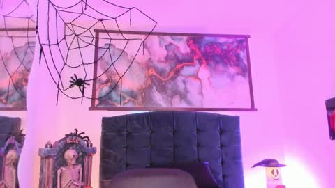 kytty_gatita online show from November 1, 2025, 4:36 am