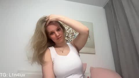 Snapshot of l1n4luv chatting on April 19, 2026, 6:21 pm lina online show from April 19, 2026, 6:21 pm