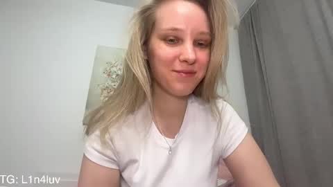 Snapshot of l1n4luv chatting on April 21, 2026, 1:42 am lina online show from April 21, 2026, 1:42 am