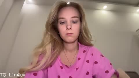 Snapshot of l1n4luv chatting on June 23, 2026, 7:01 pm lina online show from June 23, 2026, 7:01 pm