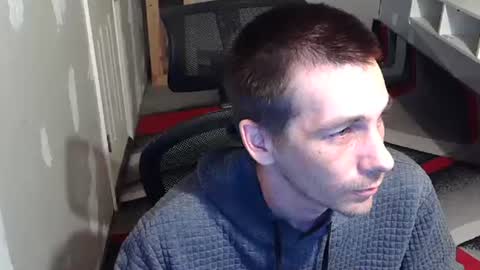 Snapshot of l1v1nth3dr3am chatting on May 2, 2026, 1:49 pm l1v1nth3dr3am online show from May 2, 2026, 1:49 pm