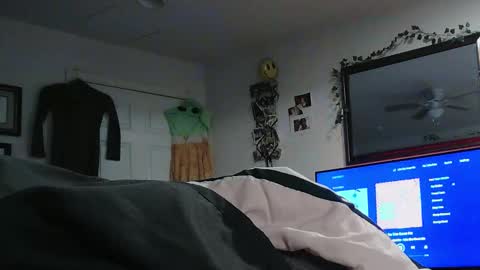 Snapshot of la_n_jay chatting on December 16, 2025, 5:45 am LA N JAY online show from December 16, 2025, 5:45 am