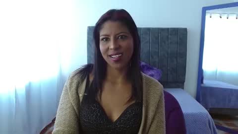 Sara online show from September 9, 2025, 7:35 pm