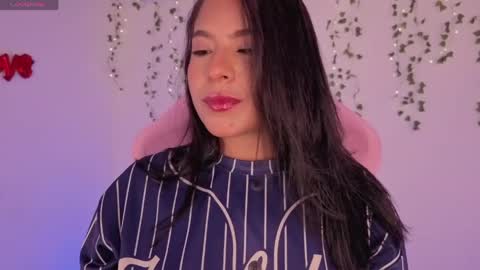 Victoria  online show from March 29, 2026, 9:15 pm