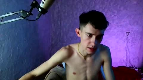 Snapshot of labour_guy chatting on February 22, 2025, 1:22 am Marco online show from February 22, 2025, 1:22 am