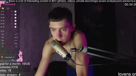 Snapshot of labour_guy chatting on October 9, 2025, 7:56 pm Marco online show from October 9, 2025, 7:56 pm