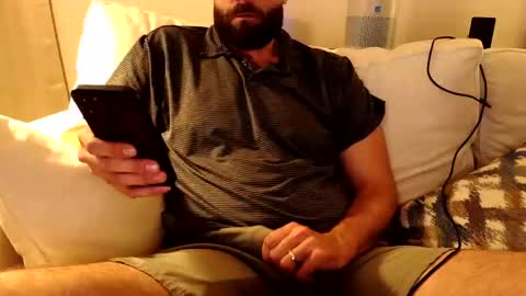 laboy32 online show from April 17, 2026, 12:46 am