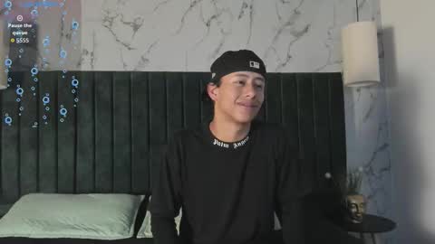 labrinthteasing online show from November 9, 2025, 12:36 pm