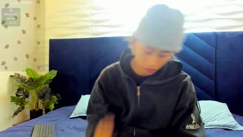 labrinthteasing online show from January 8, 2026, 12:18 pm