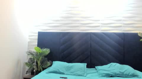 labrinthteasing online show from February 6, 2026, 12:19 pm