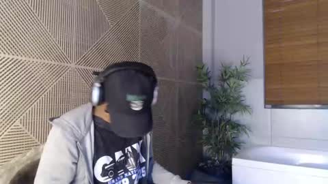 labrinthteasing online show from February 26, 2026, 12:26 pm