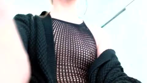 Lacey Phoenix online show from January 16, 2026, 2:48 am