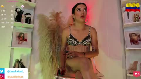 Snapshot of lacolorina chatting on June 10, 2026, 1:17 am Colorina online show from June 10, 2026, 1:17 am
