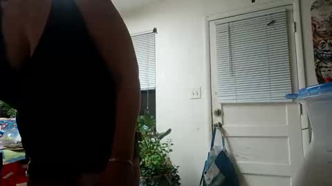 Snapshot of lacybell chatting on January 15, 2025, 6:54 am lacybell online show from January 15, 2025, 6:54 am