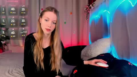 Snapshot of lada2k4 chatting on March 31, 2026, 5:52 am Lada online show from March 31, 2026, 5:52 am
