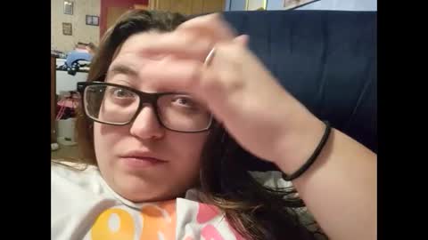 Laddybuggie27 online show from February 20, 2025, 12:52 am