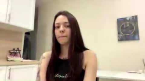 Lia online show from April 21, 2026, 7:06 pm