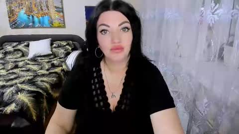 lady_boom_ online show from April 17, 2026, 5:49 pm